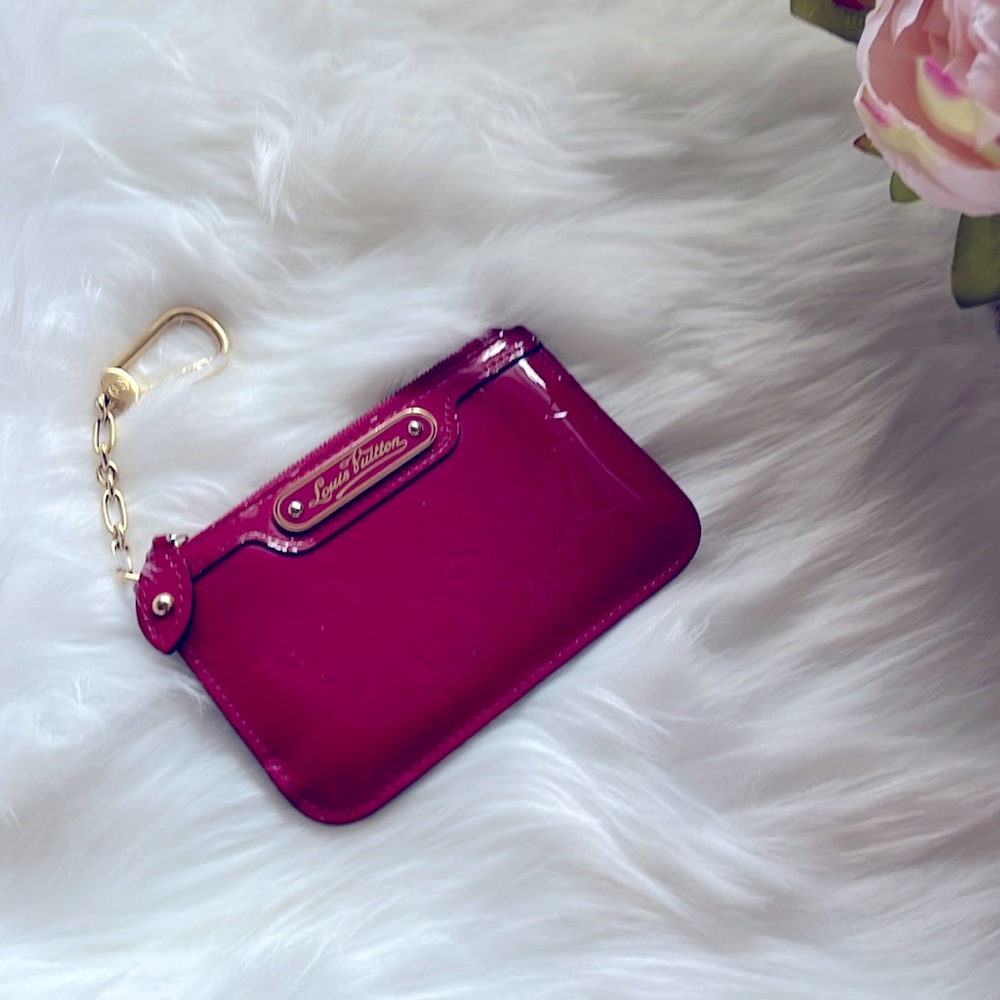 Louis Vuitton Vernis Cles Key Pouch